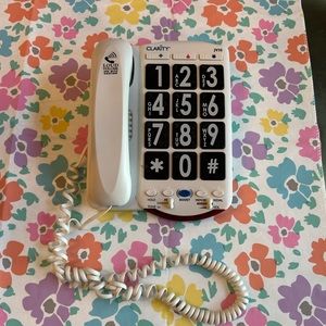 Senior citizen large numbered? Loud volume phone